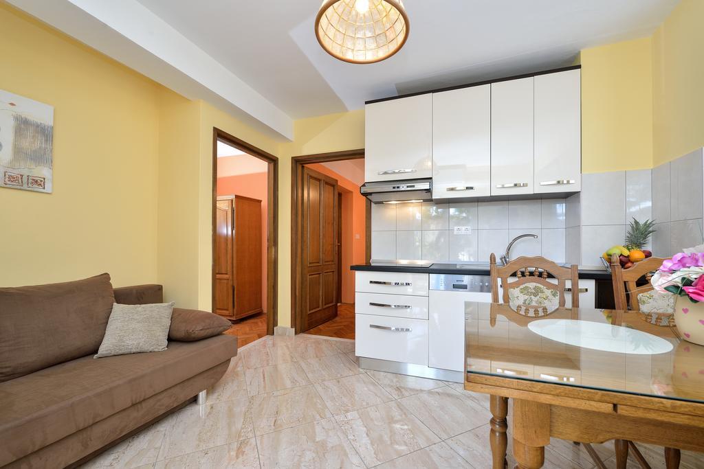 Villa Zdenka Pakostane Luaran gambar